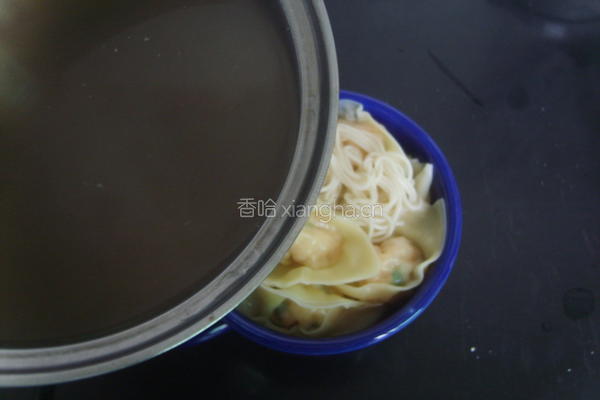 鲜虾云吞面的做法图解14