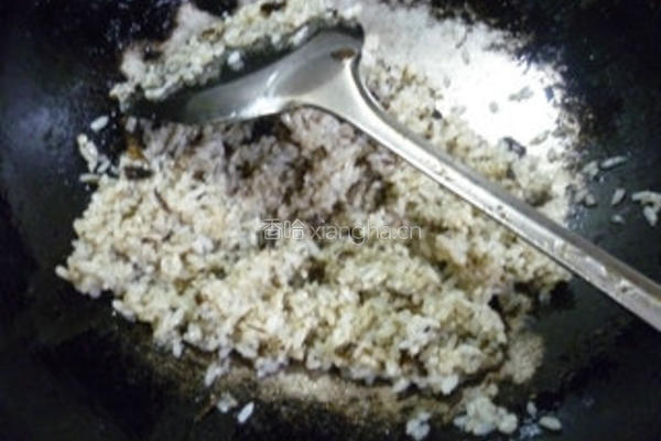 橄榄菜炒饭的做法图解6