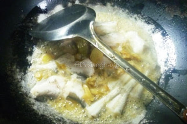 榨菜烧虾潺的做法图解6
