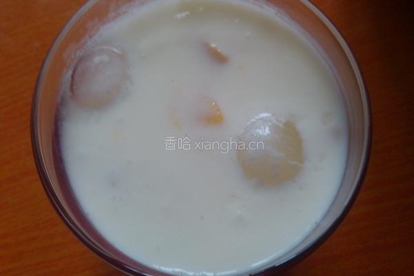 黄桃奶昔的做法图解5