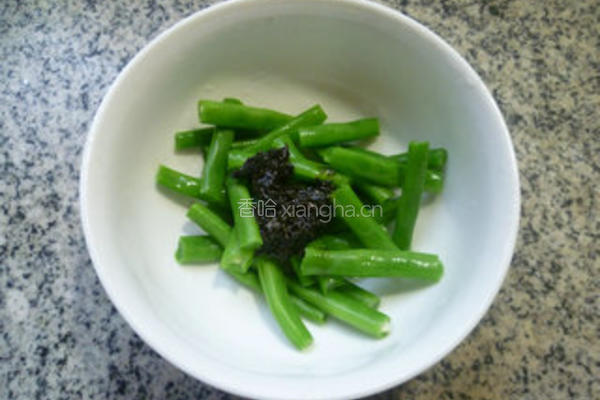 橄榄菜拌梅豆的做法图解6