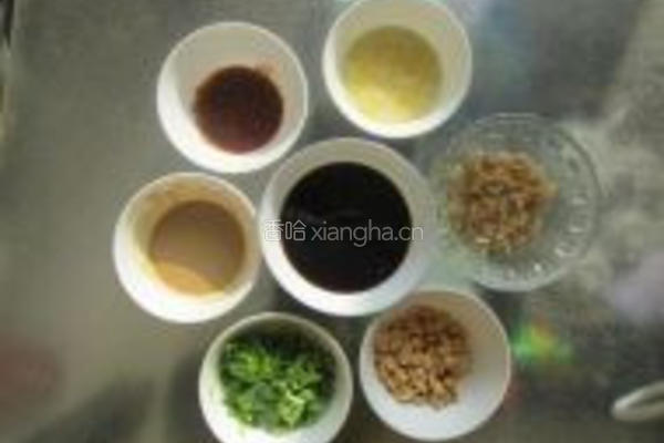 自制酸辣粉的做法图解2