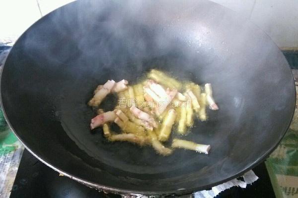 蒜黄炒香干的做法图解5
