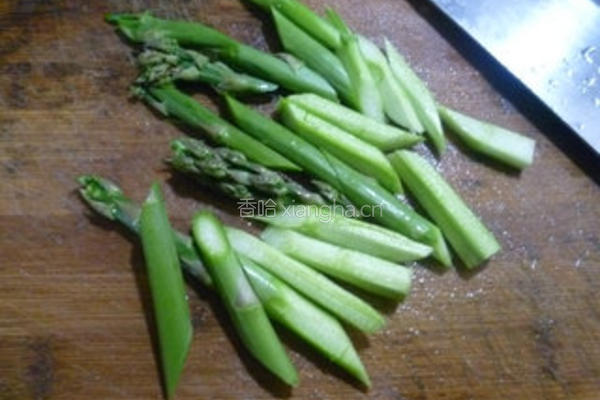 芦笋炒香干的做法图解3