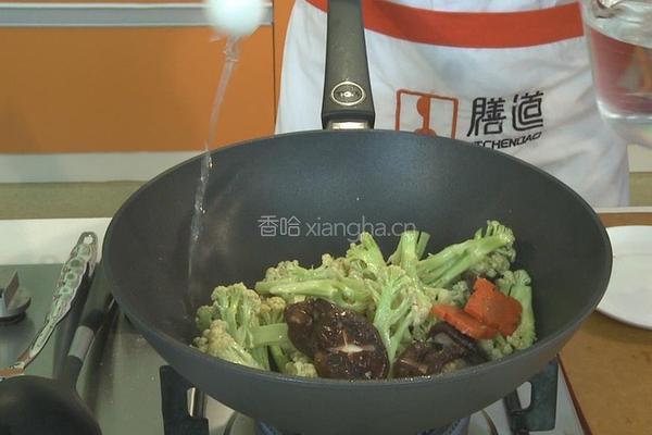 素拌花菜的做法图解3