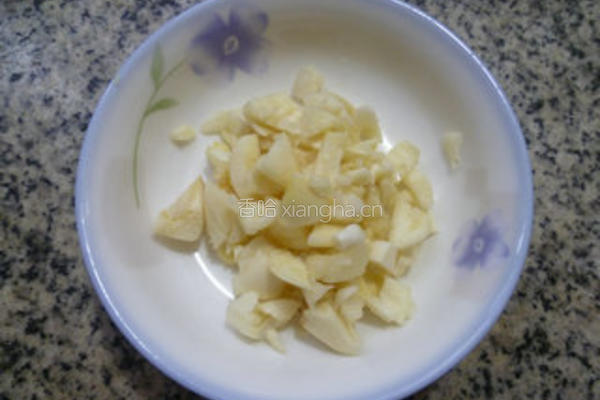蒜末牛心菜的做法图解2
