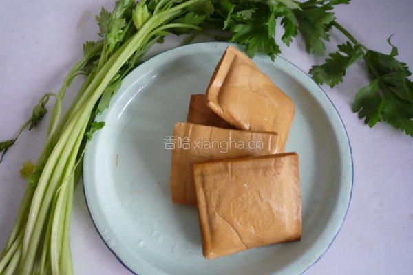 香芹酱香干的做法图解1