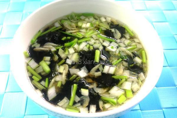 虾皮紫菜汤的做法图解3