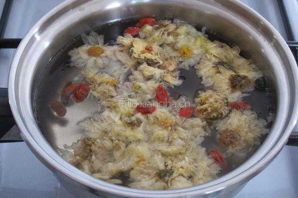 枸杞菊花茶的做法图解4