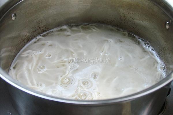 炒棍棍面的做法图解3