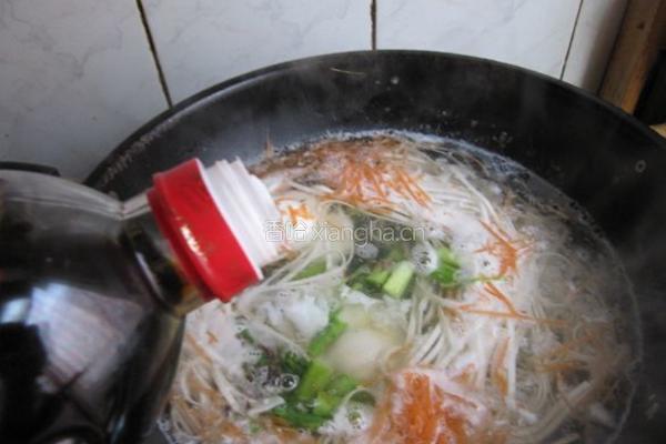 芦笋鸡蛋面的做法图解5