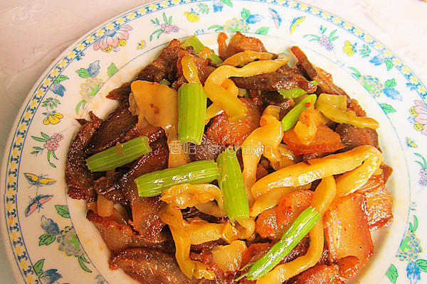 腊肉酸菜丝