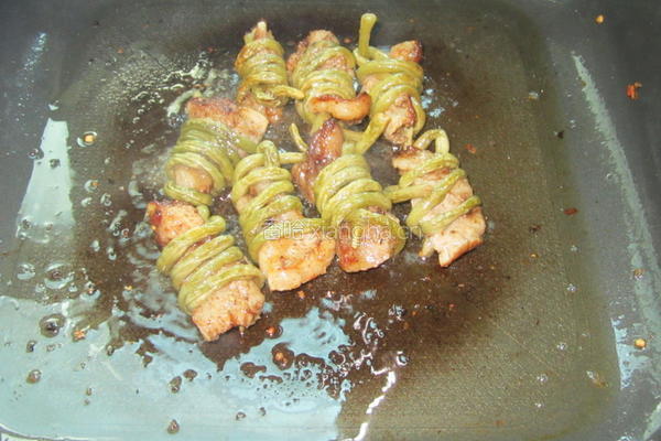 香焖豆角捆肉的做法图解3