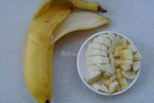 香蕉椰丝饼干的做法图解1