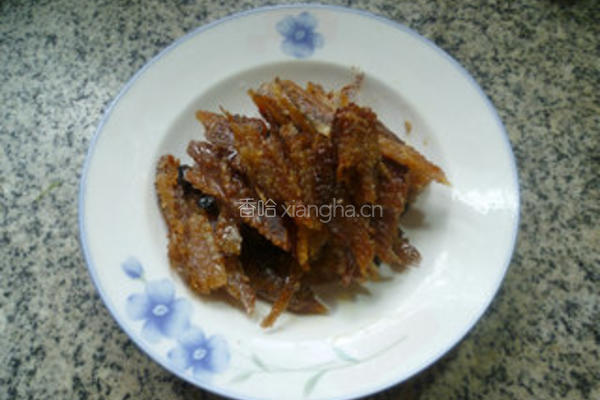 豆豉鲮鱼炒包心菜的做法图解3