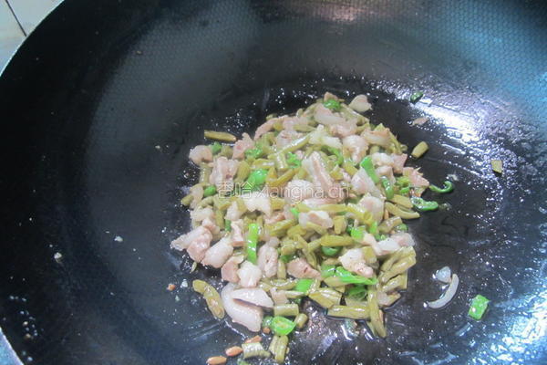 咸豆角炒肉的做法图解4