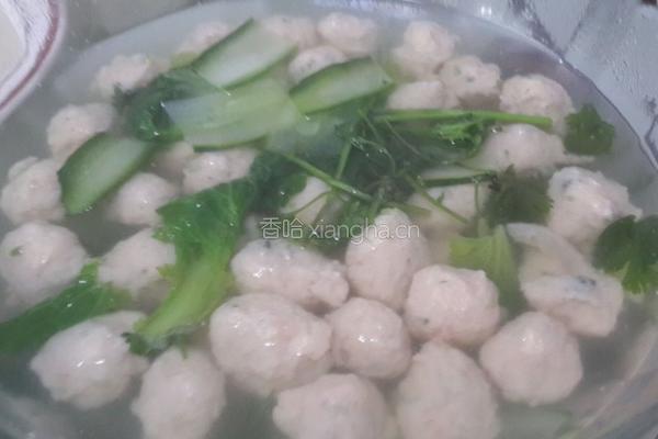 猪肉香菜虾丸汤的做法图解8