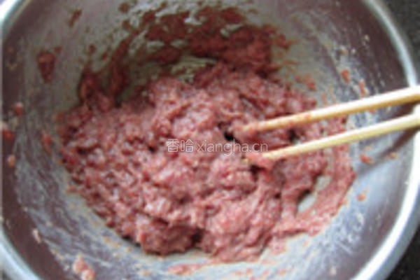 龙井茶香牛肉水饺的做法图解6