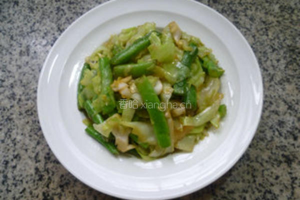 梅豆炒牛心菜的做法图解12