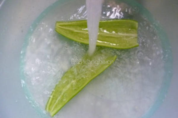 香干炒茄子的做法图解2