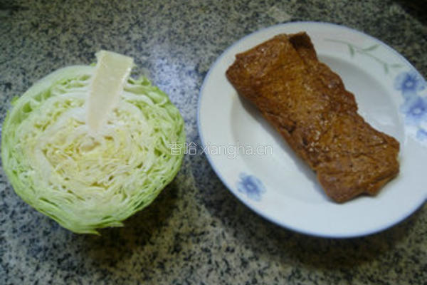 香干炒包心菜的做法图解1