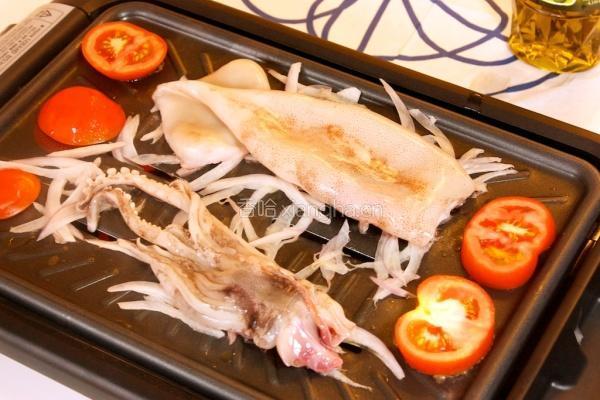 腊味饭配烤鲜鱿鱼的做法图解5