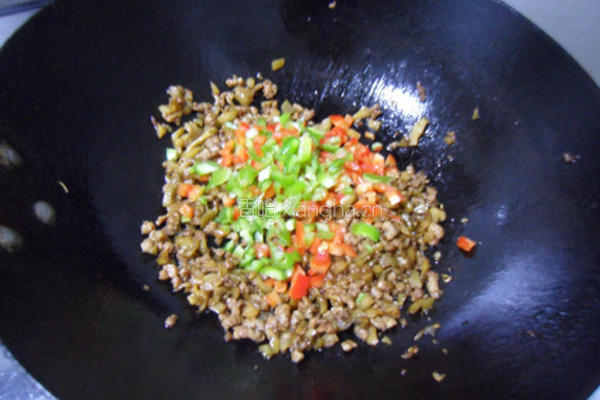 榨菜肉末蒸豆腐的做法图解9