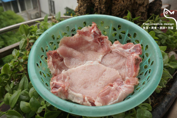 波罗蒂豆香煎猪排的做法图解2