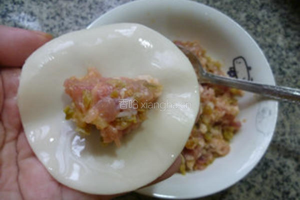 榨菜猪肉馅锅贴的做法图解8