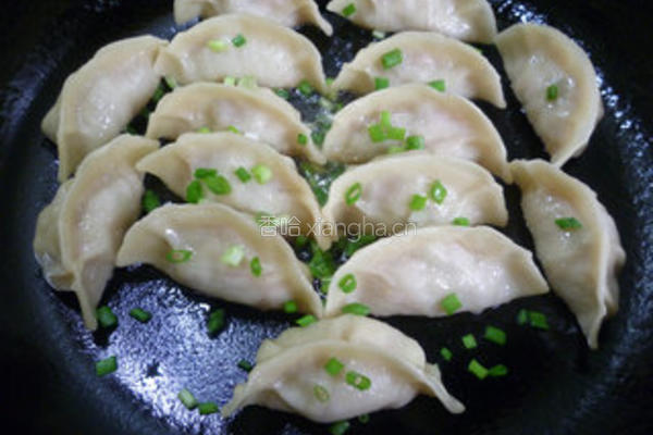 榨菜猪肉馅锅贴的做法图解13