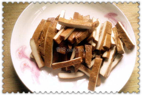 芹菜炒香干的做法图解2