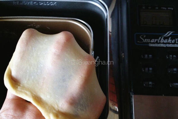 黑芝麻土司面包机的做法图解1