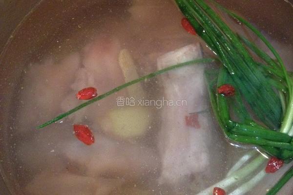 黄芪肉骨猪蹄的做法图解4