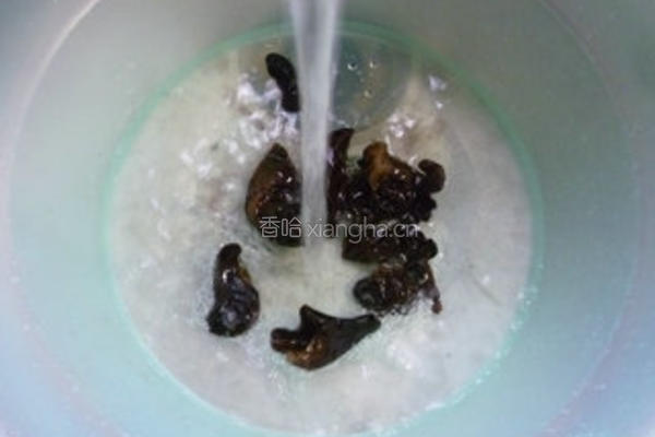 香菇素什锦的做法图解4