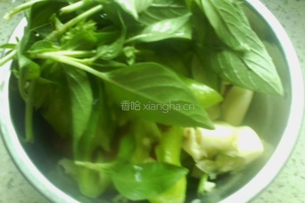 蒜香焖石蟹的做法图解1