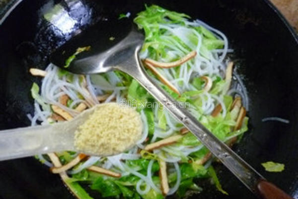 香干牛心菜炒米粉的做法图解11