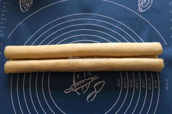 少油版蝴蝶酥的做法图解3