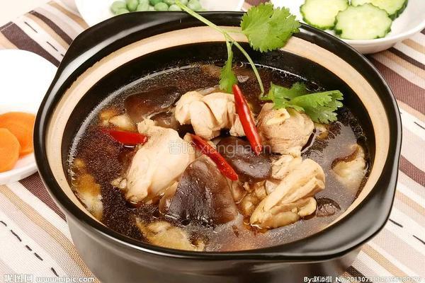 小鸡炖蘑菇的做法图解6