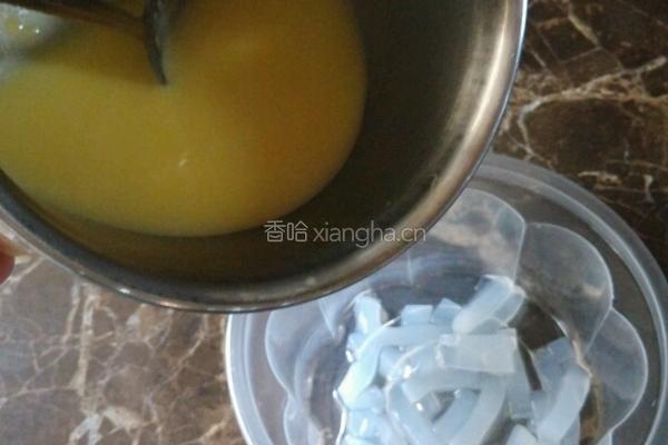 椰香布丁的做法图解3