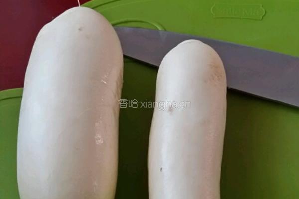 自制辣萝卜条的做法图解1