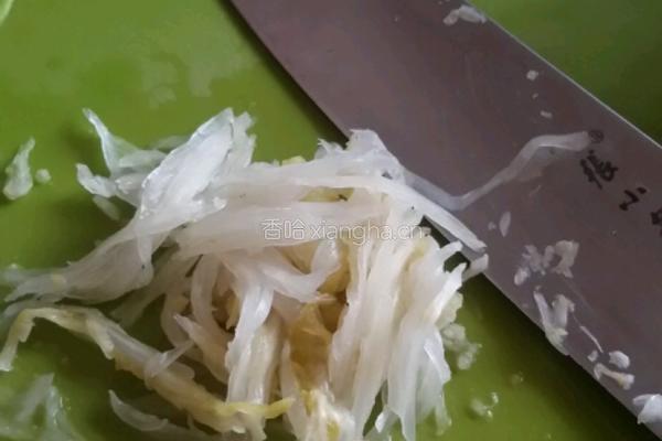 干煸酸菜丝的做法图解6