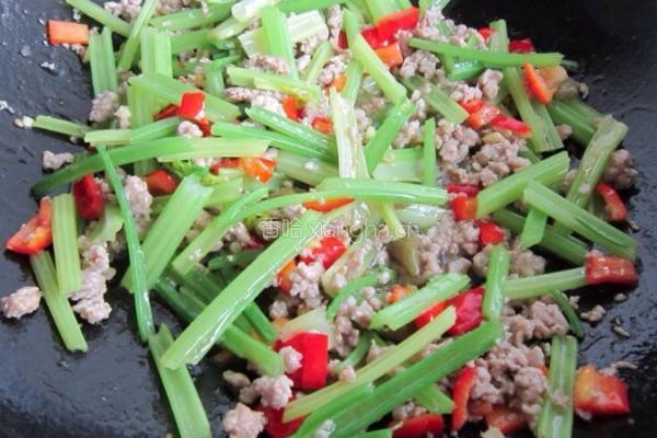 毛芹炒肉末的做法图解12