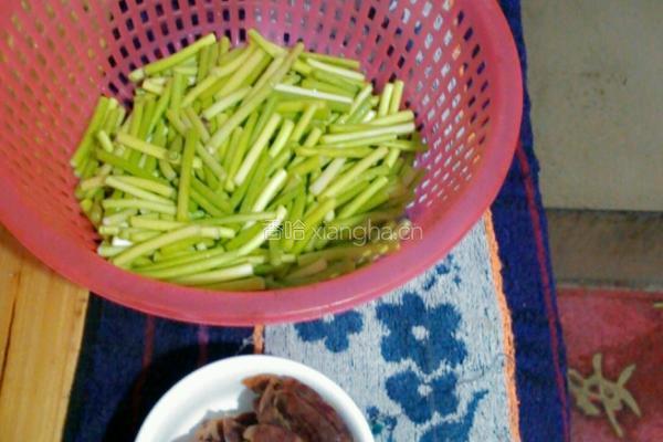 懒人蒜苔的做法图解1