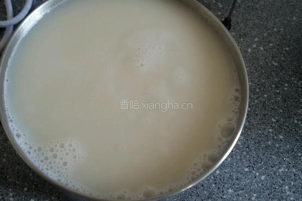 银耳雪梨杏仁饮的做法图解4