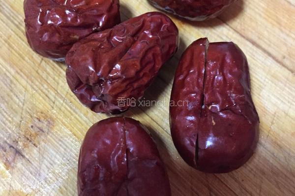 红枣山药排骨汤的做法图解11