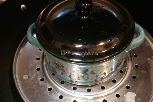 冰糖燕窝的做法图解5