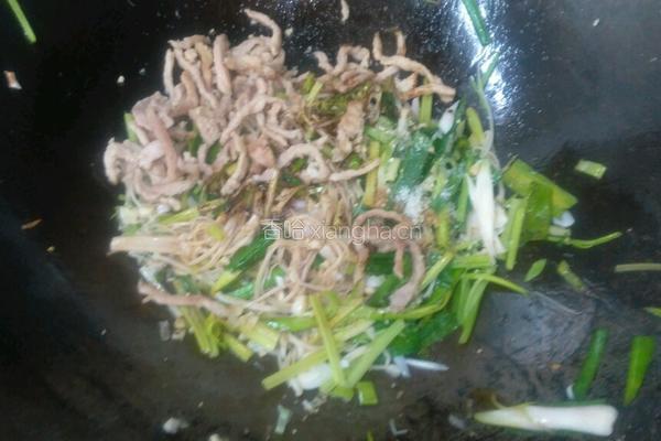金针姑炒肉的做法图解4
