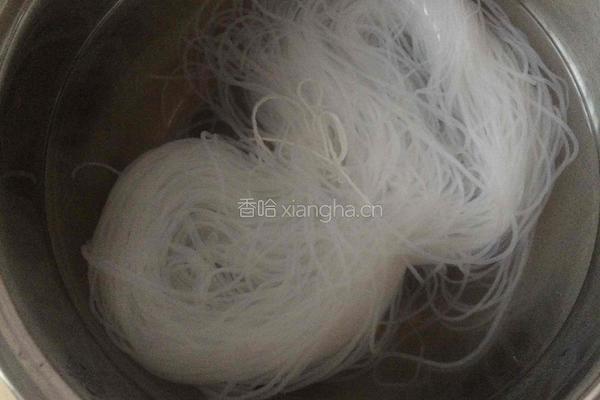 蒜蓉粉丝扇贝的做法图解3