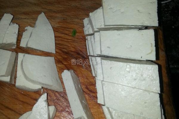 麻婆豆腐的做法图解1