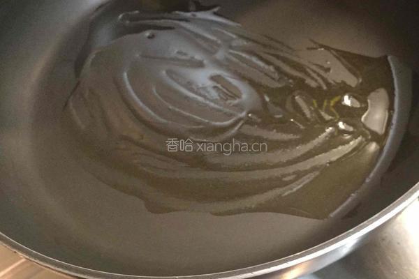 薄荷叶煎蛋的做法图解2